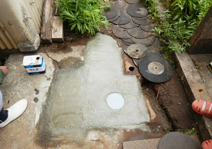 【写真】排水マス3か所目 施工完了