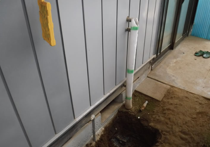 【写真】漏水している給水管