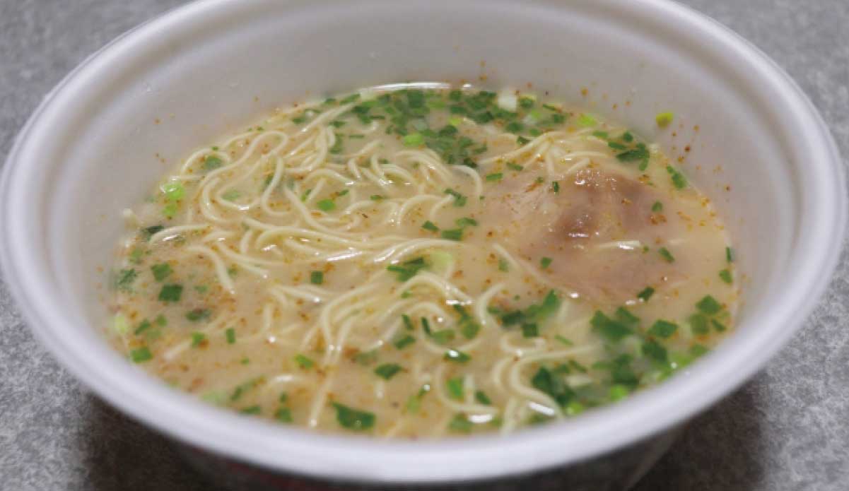 ラーメンの食べ残しなど、油分の多いものをトイレに流すとつまる
